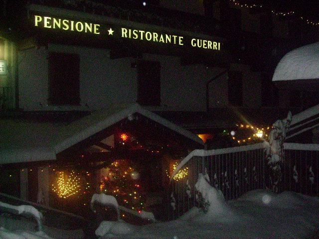 Albergo Ristorante Guerri Pievepelago Exterior foto