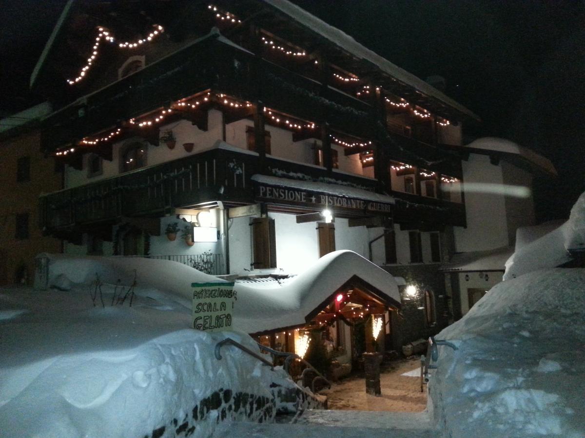 Albergo Ristorante Guerri Pievepelago Exterior foto